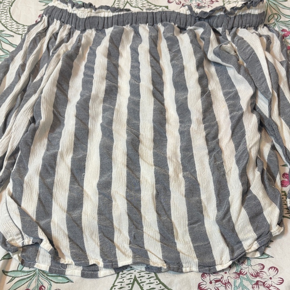 Banana Republic Gray and Cream Striped Top